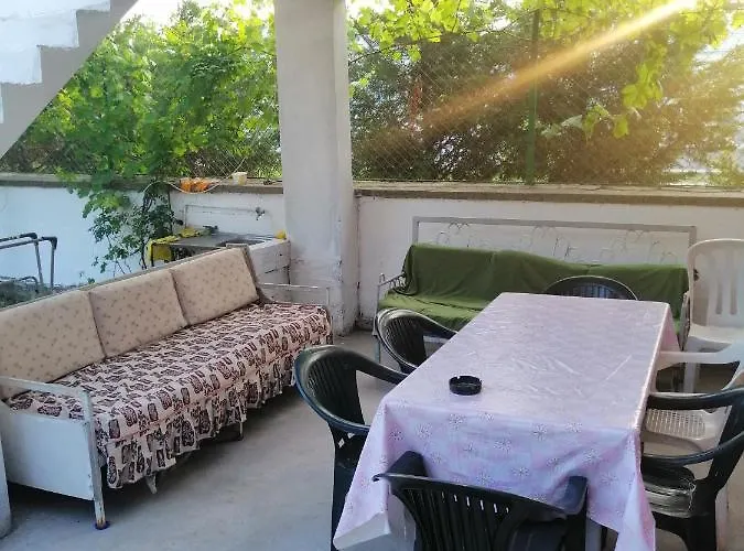 Demet Gül Apart * Erdek